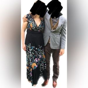 Unique Black floral wrap dress, Size XL fits like 8/10